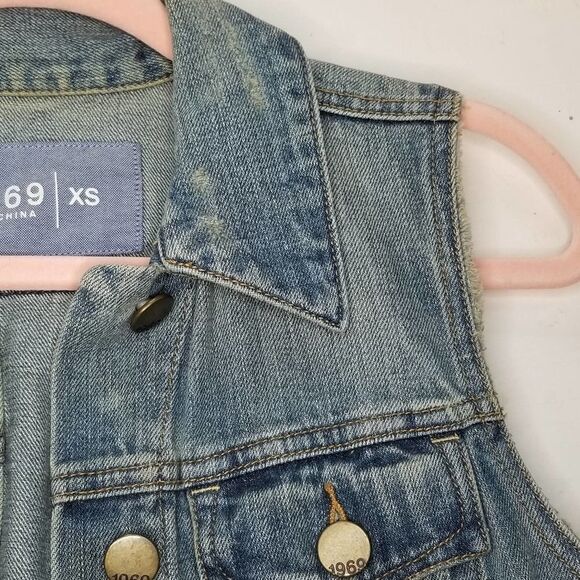 GAP 1969 Distressed Button Down Denim Jean Vest - Picture 5 of 15